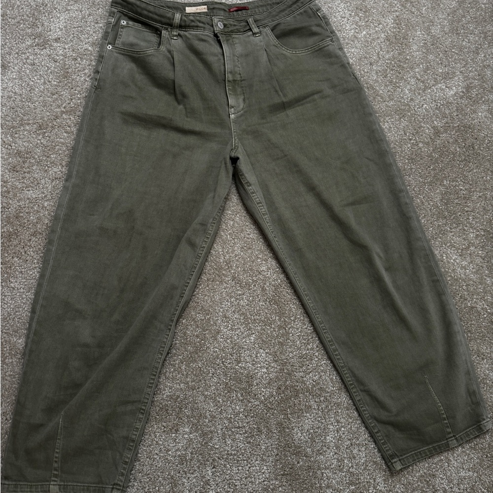 Pilcro the breaker relaxed Jeans in Moss Green like new